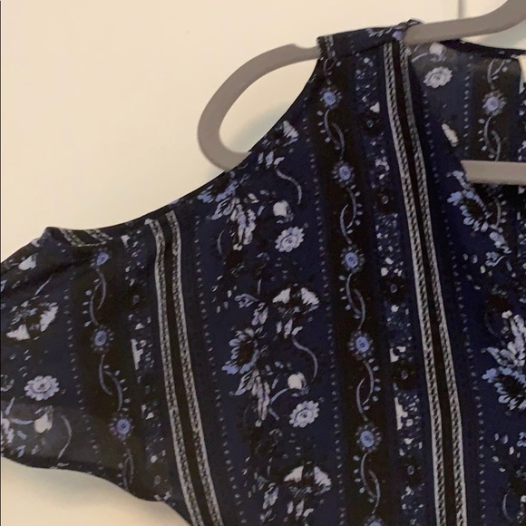 Blue Floral Blouse - Picture 2 of 5